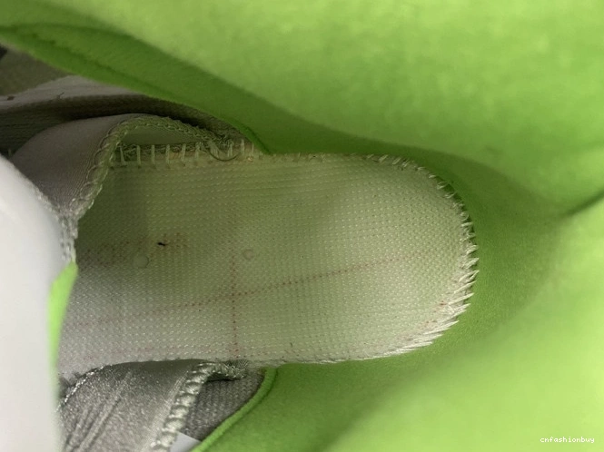 Green Retro DM9014-003 (2022) Jordan Bean 5 0813